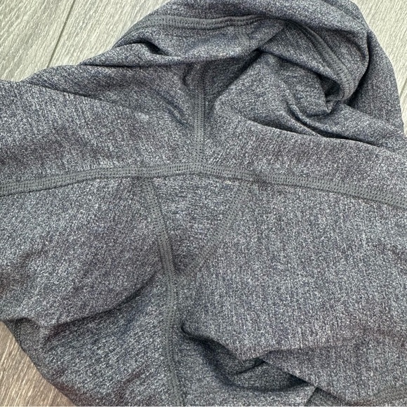 Lululemon Pace Rival Crop Heathered Black / Heathered Slate Size 2 - Picture 9 of 14